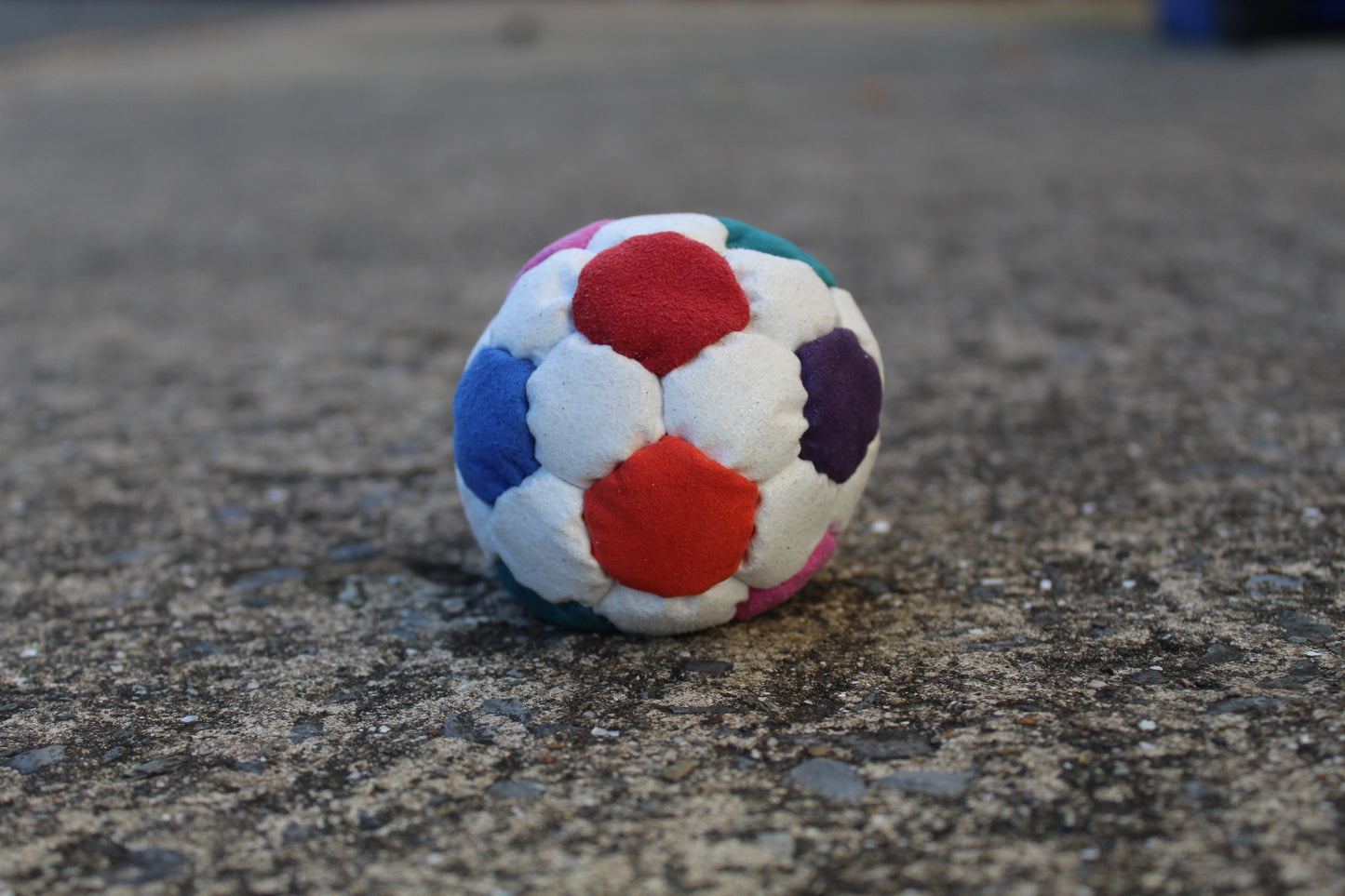 32 panel Vortex juggling ball in Mixed Colors