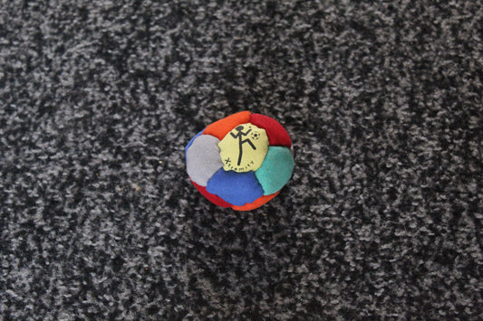 12-Panel Lightweight Kicking Footbag