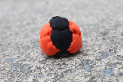 14 panel pro series 2 footbag in orange/black
