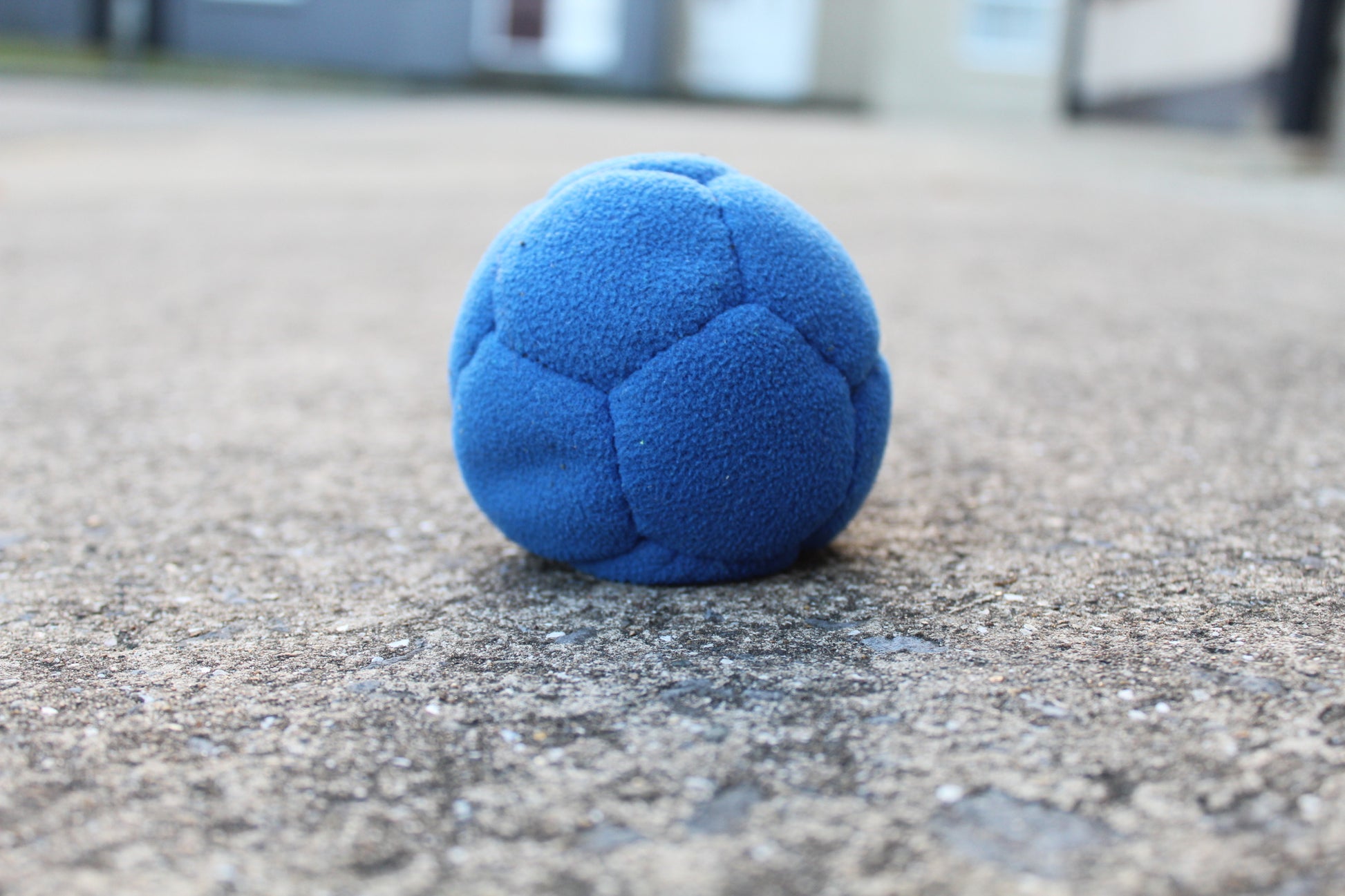 fleece fabric juggling ball in Blue