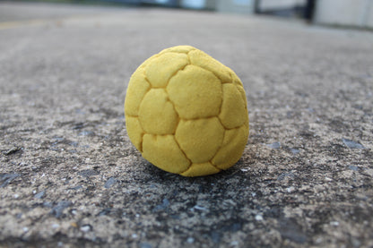 32 panel Vortex juggling ball in Yellow