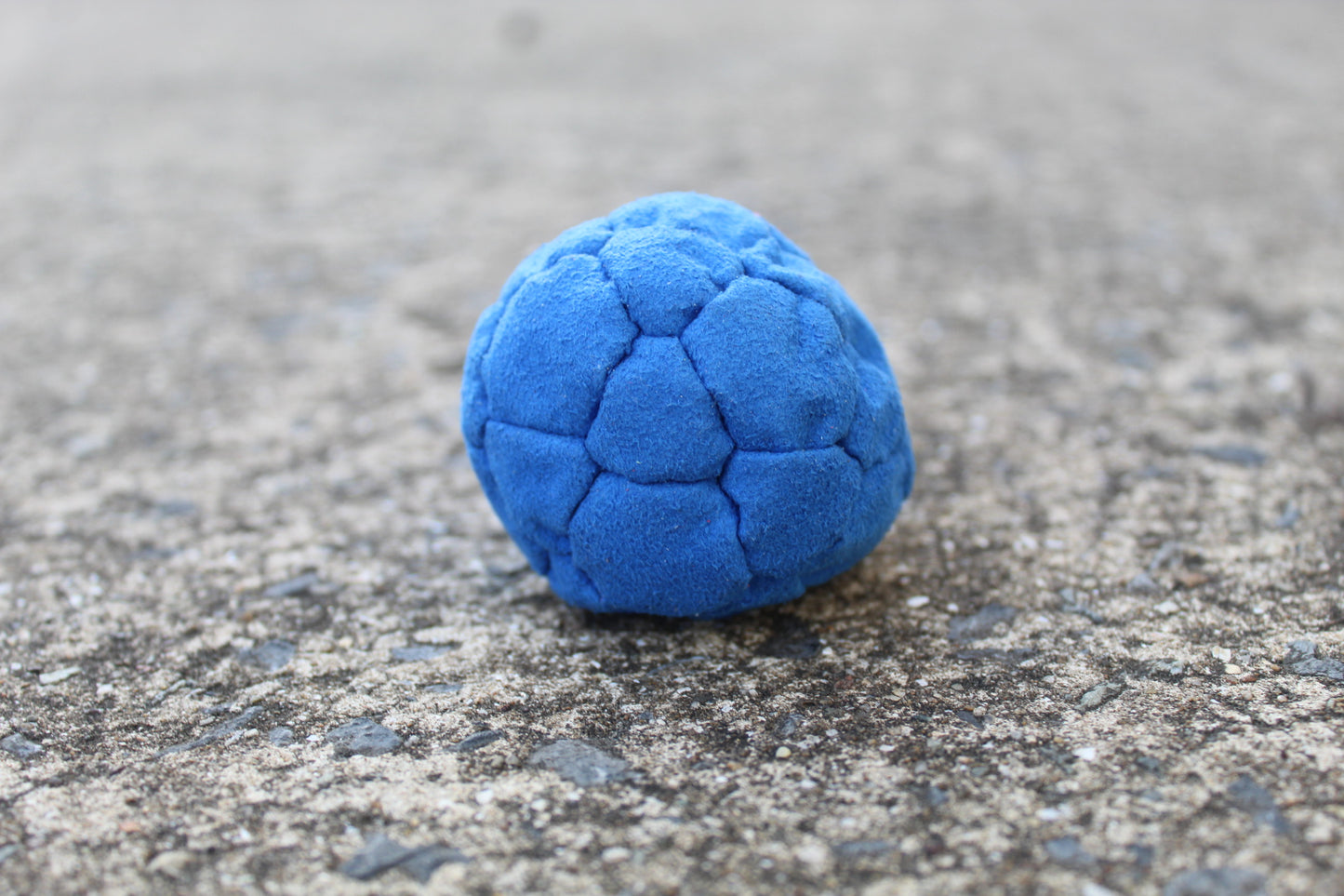 Xtremity Pro professional footbag with a 32 panel construction in Blue